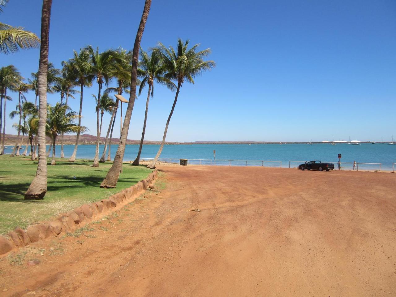 Dampier Mermaid Hotel Karratha Exterior photo