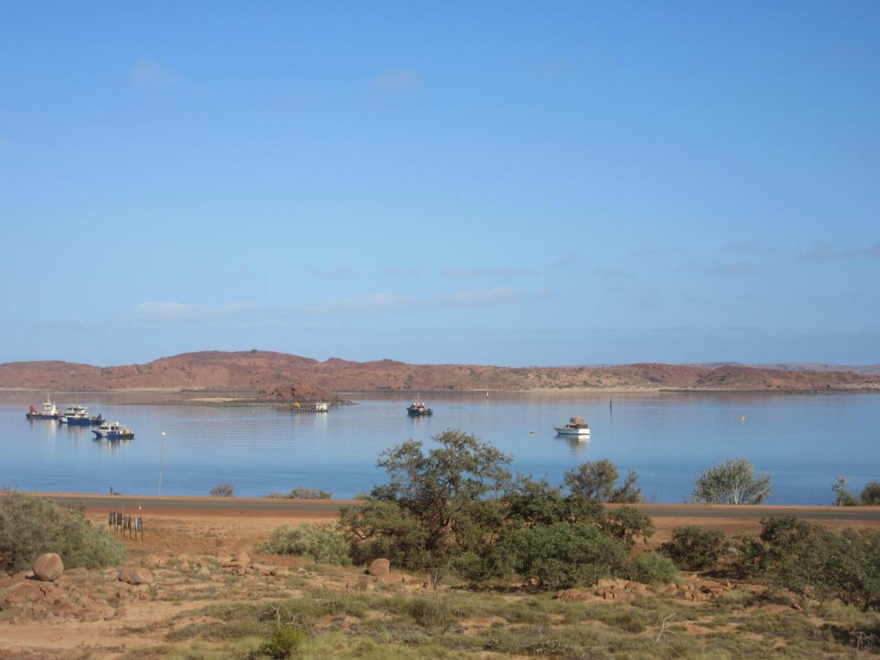 Dampier Mermaid Hotel Karratha Exterior photo