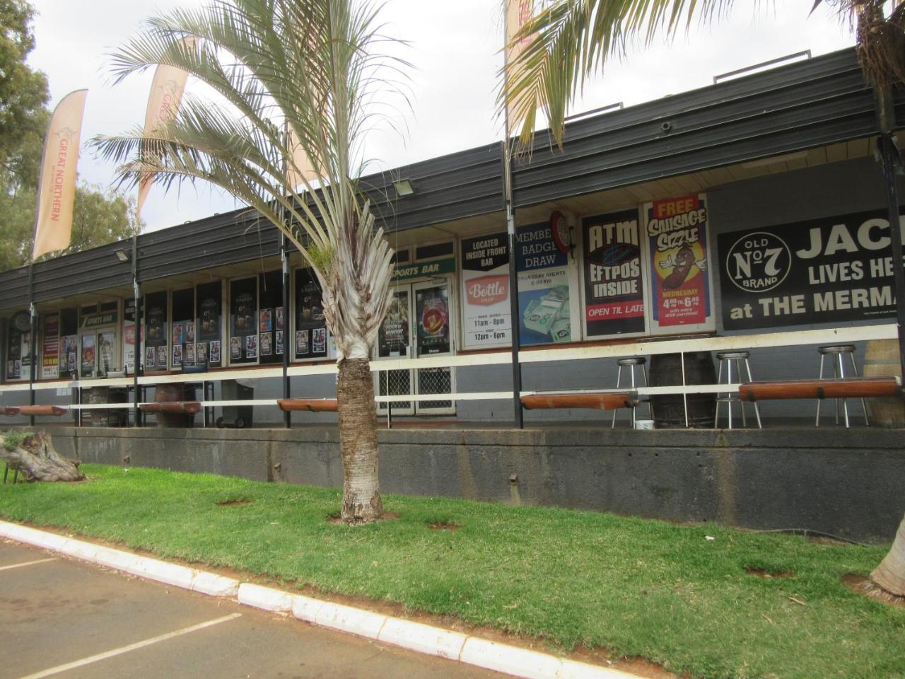 Dampier Mermaid Hotel Karratha Exterior photo